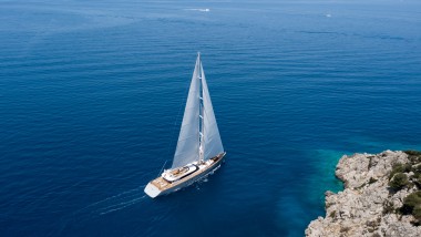 Un velero del astillero ADA Yachting en Bodrum navega por el Mediterráneo (© ADA Yachting)