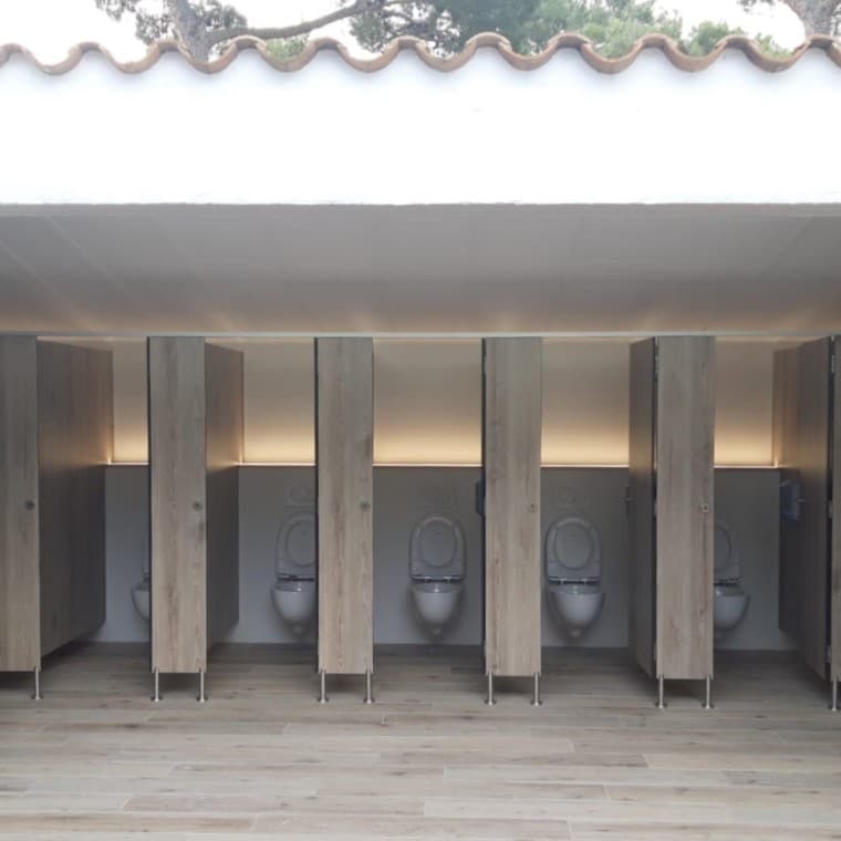 Baños camping King's con Geberit Baños camping King's con Geberit
