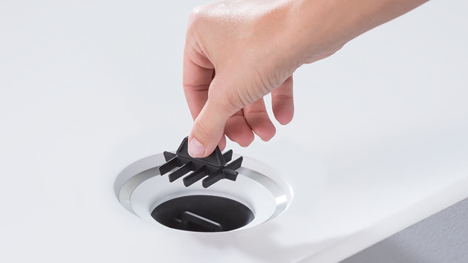 Filtro anticabellos en los platos de ducha Geberit Filtro anticabellos en los platos de ducha Geberit