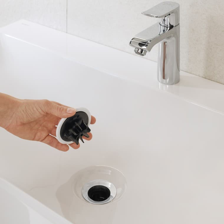 Desagüe vertical con filtro anticabellos Desagüe vertical con filtro anticabellos