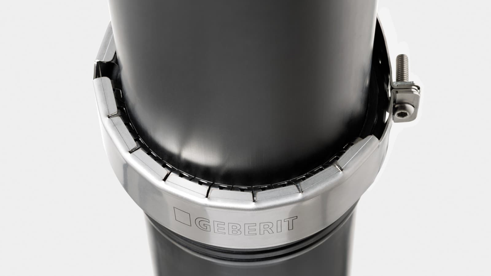 La garra de retención Geberit equipa Silent-PP para la evacuación de cubiertas La garra de retención Geberit equipa Silent-PP para la evacuación de cubiertas