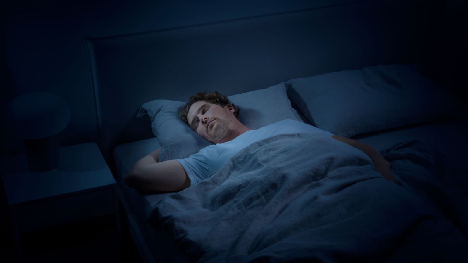 Hombre durmiendo Hombre durmiendo