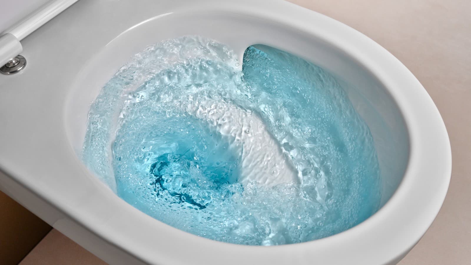 Tecnología de descarga TurboFlush en el inodoro Acanto Tecnología de descarga TurboFlush en el inodoro Acanto